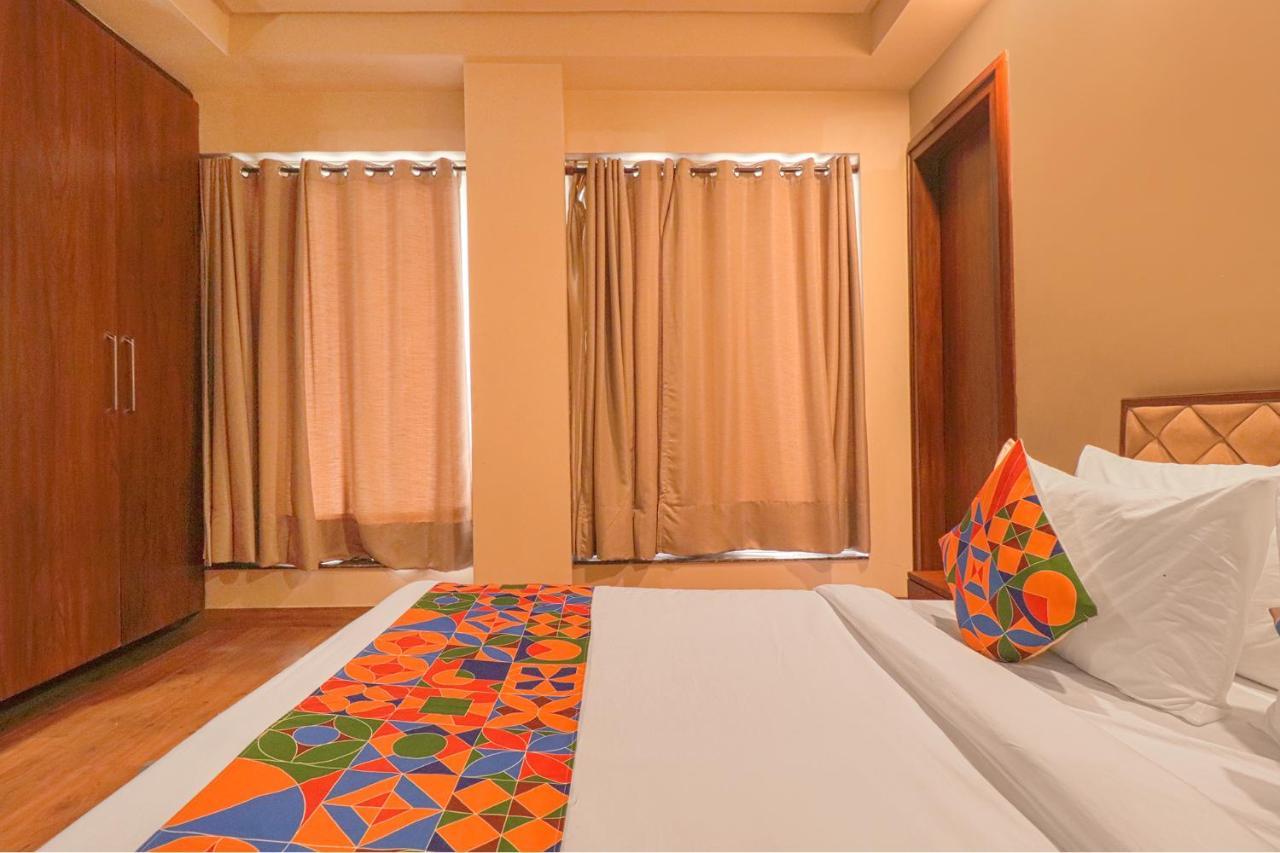 Fabhotel Prime Shanit Delhi  Exterior photo